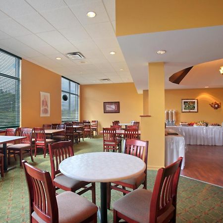 Days Inn By Wyndham Oromocto Conference Centre Restaurant billede