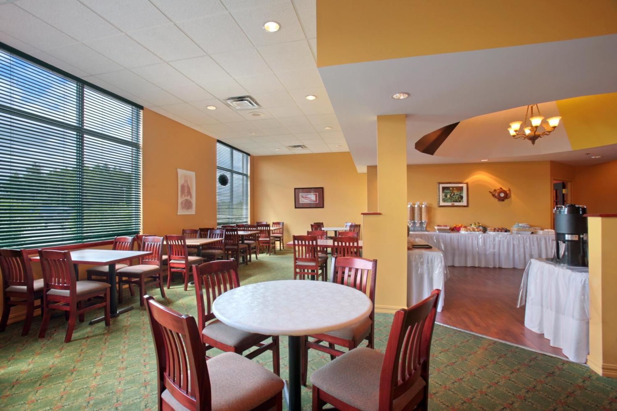 Days Inn By Wyndham Oromocto Conference Centre Restaurant billede